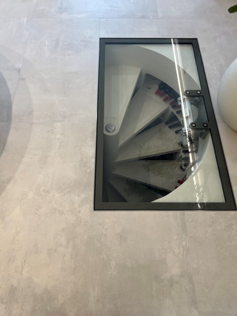 Porcelain Tiled Floor After Cleaning in Pinner